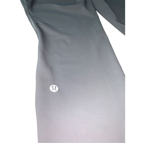 Lululemon Swift Speed High-Rise Tight 28"
Brushed Luxtreme - Picture 10 of 16